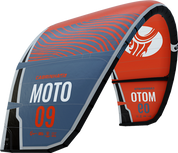 Versatile 02S MOTO kite for all riding styles - twin, surfboard, hydrofoil. Pure Arc Segments, Pure Profile panels for smooth, clean airflow. Cabrinha range one-kite solution.