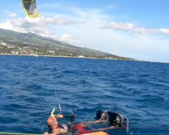 Landing and Retrieving Your Kite From A Boat