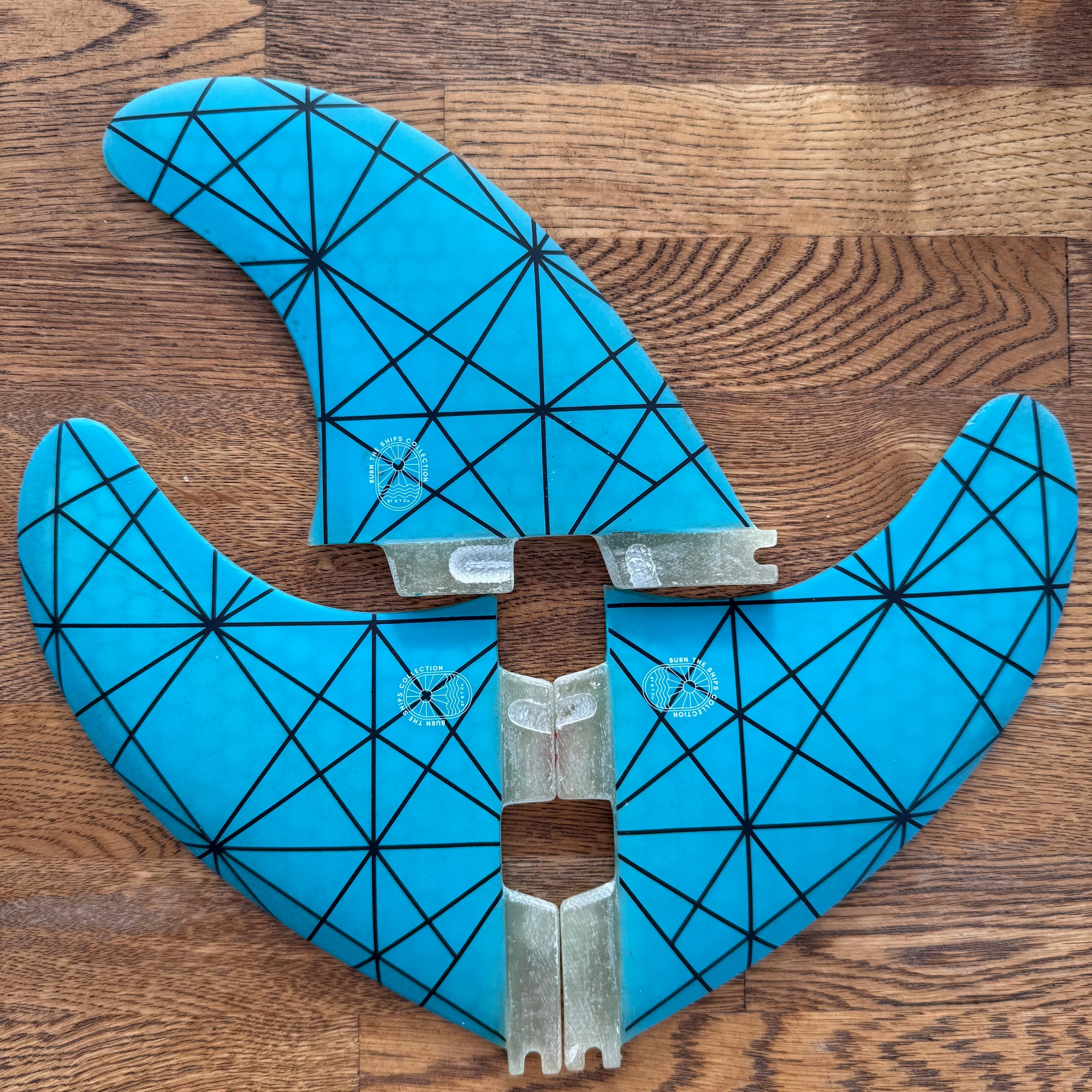BTS Collection FCS2 Aqua Line Thruster Fin – Medium or Large