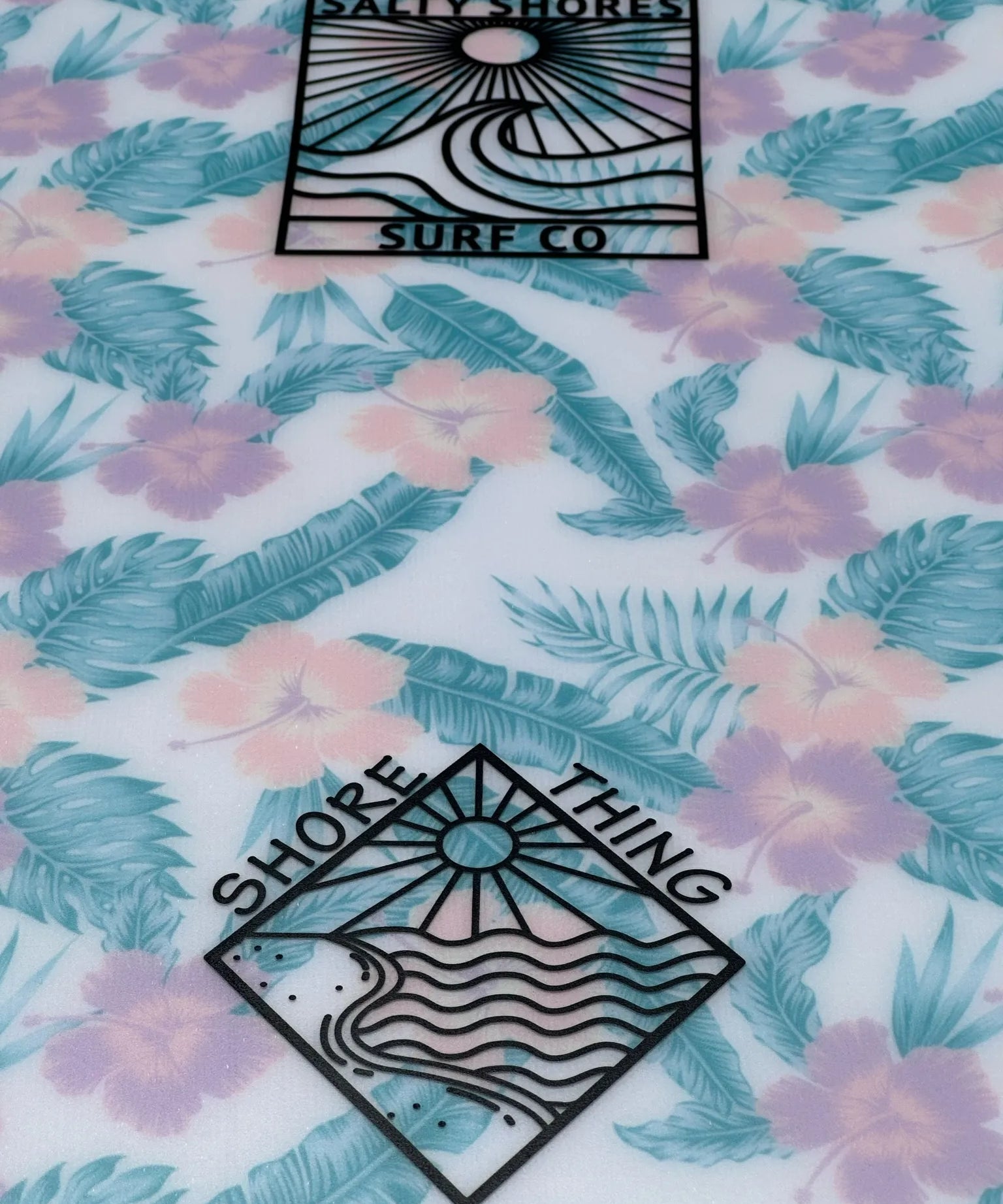 Shore_Thing_floral_logos.webp